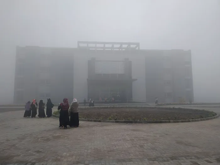 University of Central Punjab, Gujrat Campus Picture 7