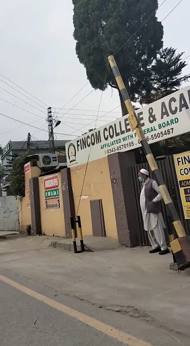 FINCOM College (Lalazar Campus) Picture 2
