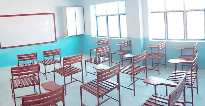Warsak Model School and College Picture 1