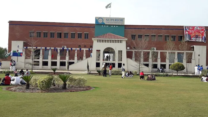 Superior College Bhalwal Picture 3