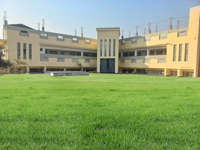 Al-Qalam School and College System Mardan Picture 3