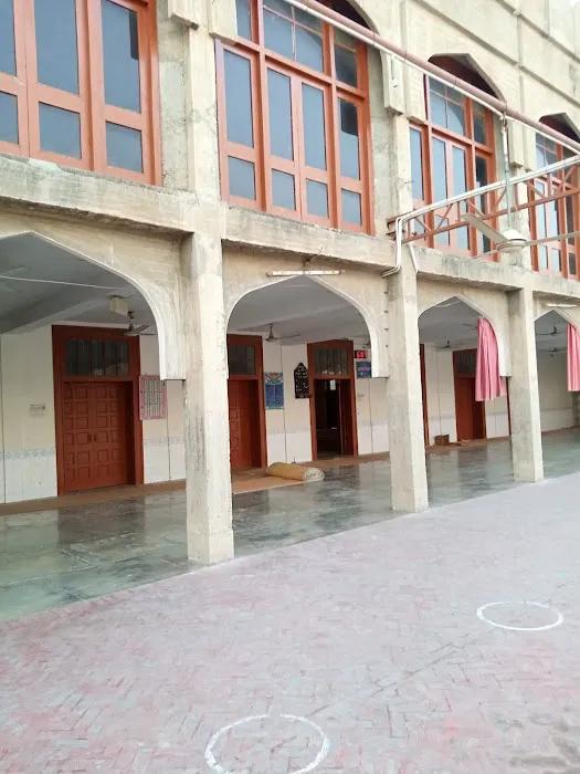 Jamia Aloom e Shariah Picture 1