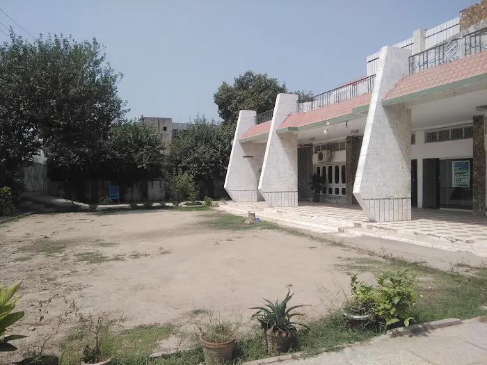 Allied College of Education ,University of Sarghodha . Picture 2