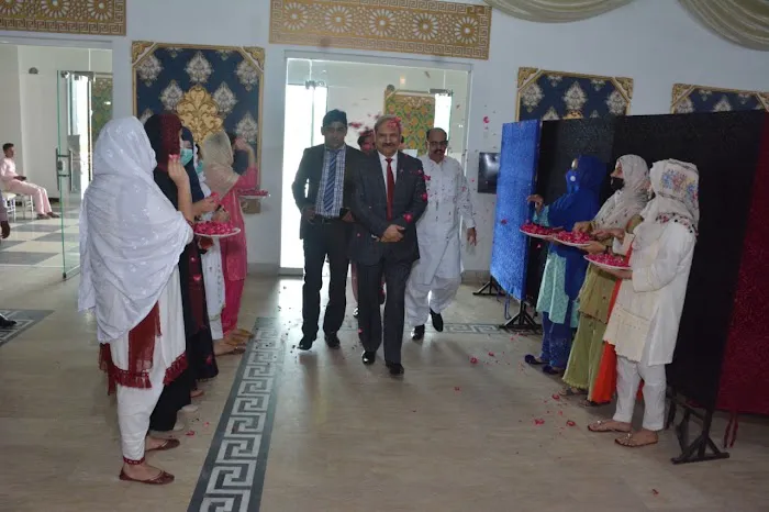 Aspire college Qila Didar Singh City Picture 6