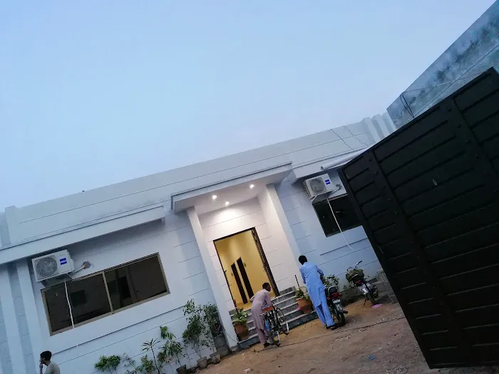 Superior College Jalalpur Jattan Picture 3