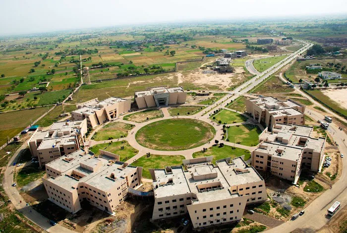 University of Gujrat Picture 4
