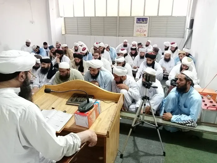 Jamia Umm Ul Qura Community Charsadda Picture 2