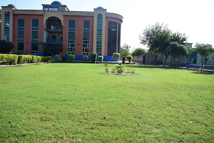 The Risers School & College Picture 3