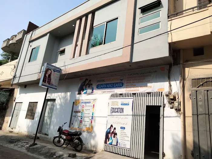 Digital Education Institute Picture 2