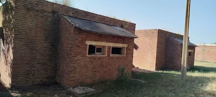 Government Elementary College Habibullah FR Bannu Picture 1