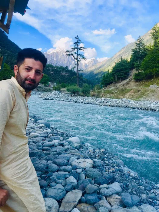 Rahmat Ullah Picture 5