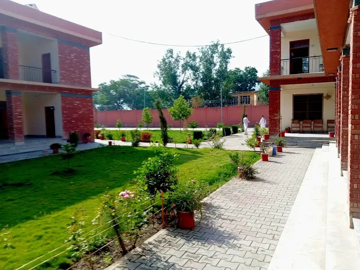 Govt Degree College Takhtaband Picture 3
