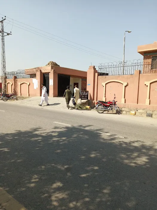 Govt Degree College Takhtaband Picture 10