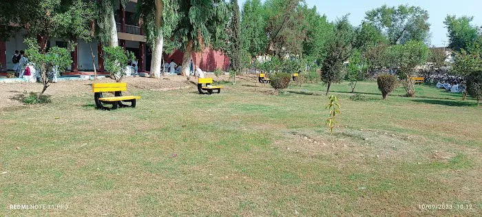 Post Graduate College Bannu Main Library Picture 3