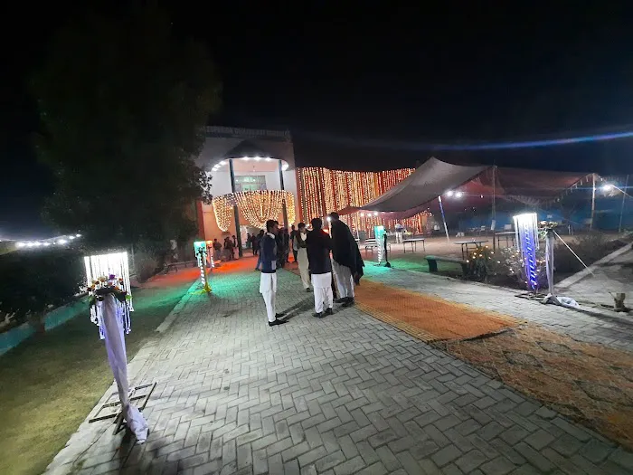 Superior College Kotmomin Picture 3