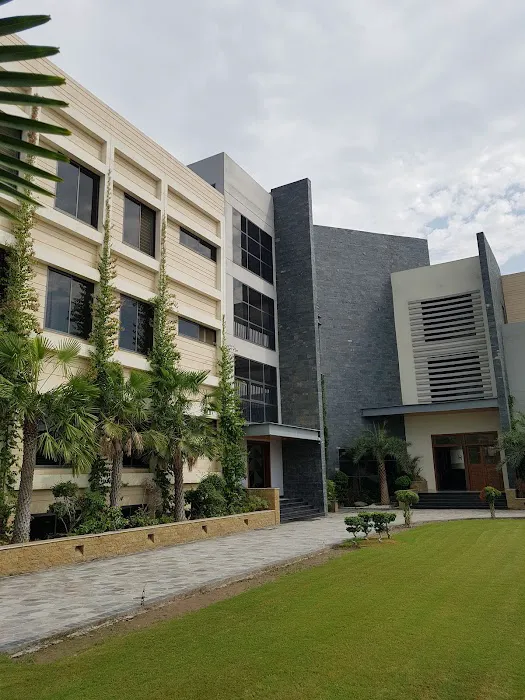 Mukabbir University of Science & Technology Picture 9