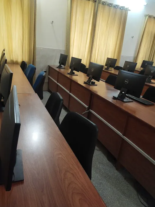 University of Gujrat Marghzar Campus Picture 2