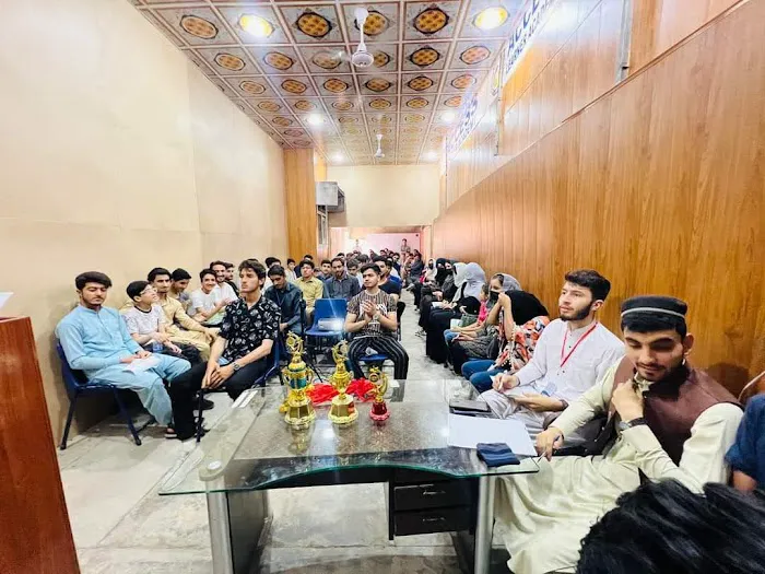 Government Girls commerce College Arbab Road Picture 5