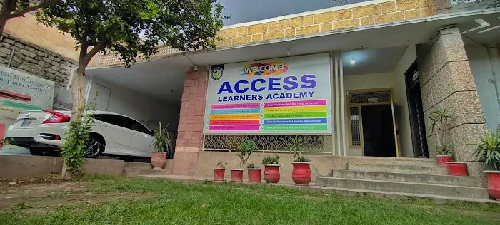 Government Girls commerce College Arbab Road Picture 4