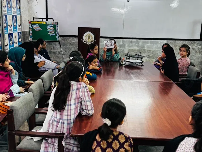 Forward Girls College Picture 9