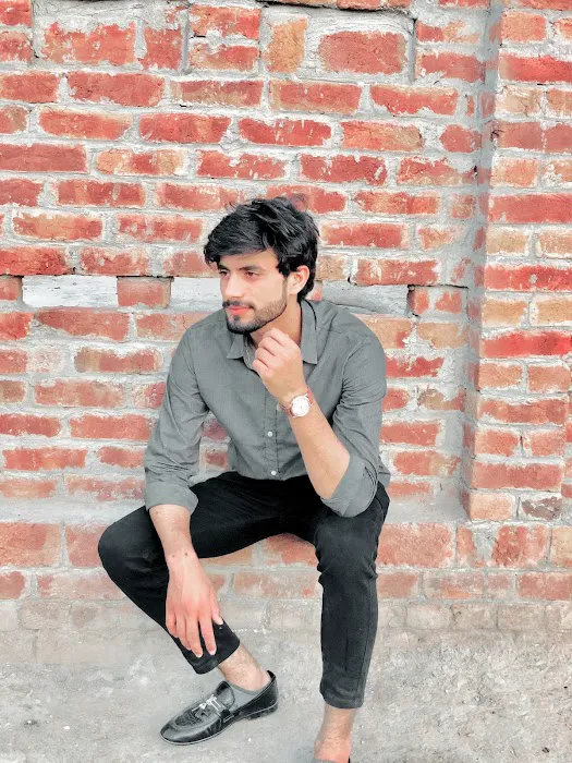 Rai Gulfam Pipple Wala Picture 2