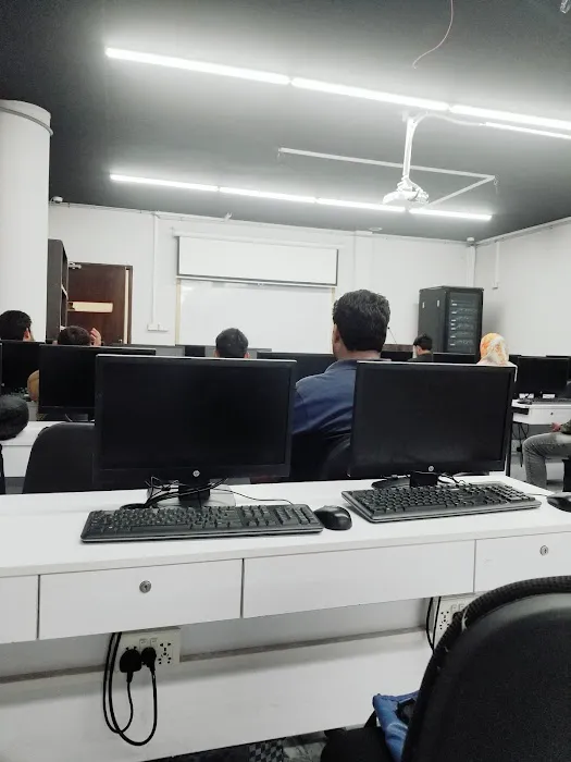 Punjab College for Women - II Picture 7