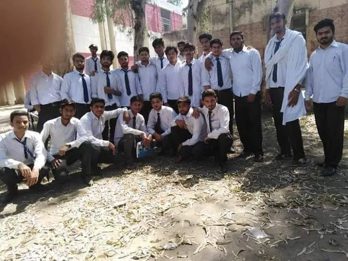 Govt Post Graduate College of Commerce (People's Colony ) Picture 4