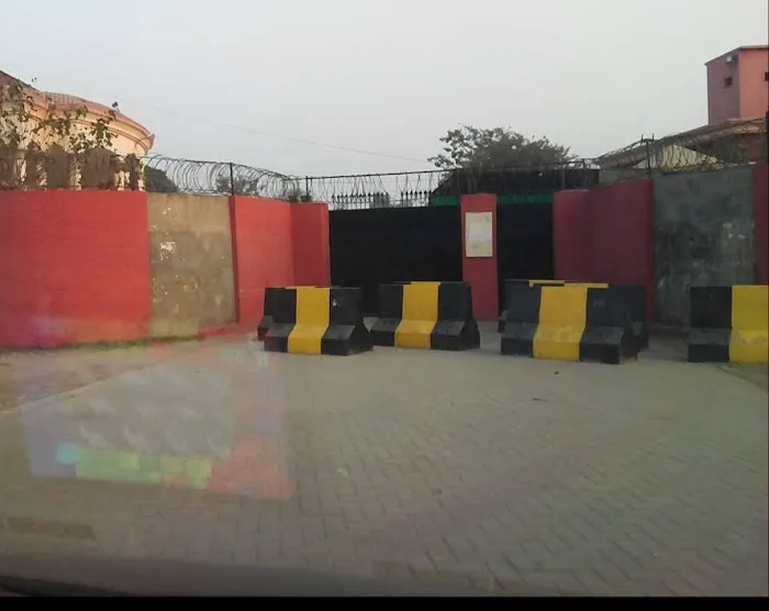 Government Associate College for Women People's Colony Picture 3