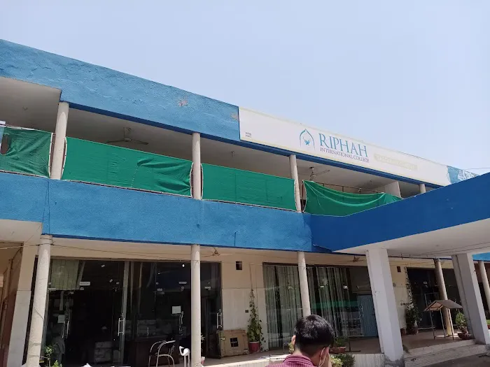 Riphah International College Sargodha Picture 4
