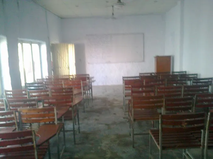ILHAM College of Technology Picture 7