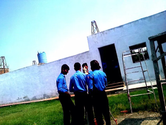 ILHAM College of Technology Picture 5