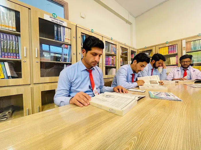 United College of Nursing and Health Sciences Picture 5