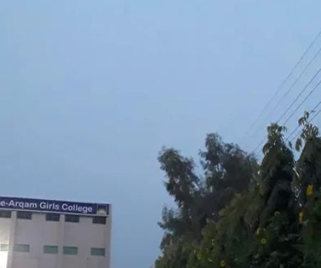 Dar-e-Arqam Girls College