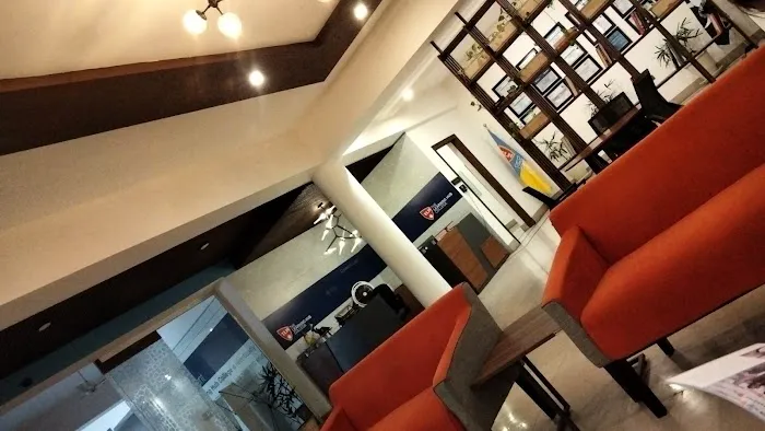 The Learning Hub College For Girls Picture 2