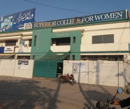 Superior College For Girls Shaheenabad