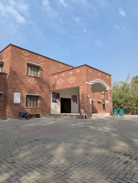 Govt. College for Women (Farooq Colony) Picture 2