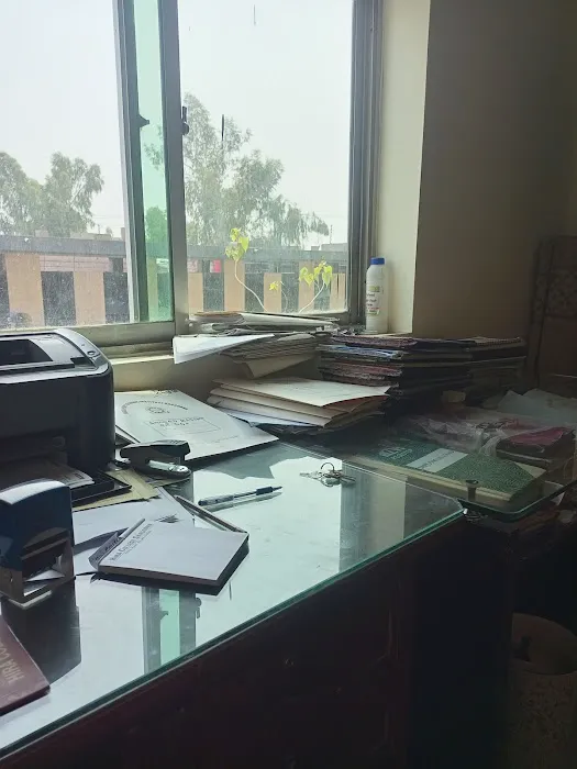 Hira College Picture 3