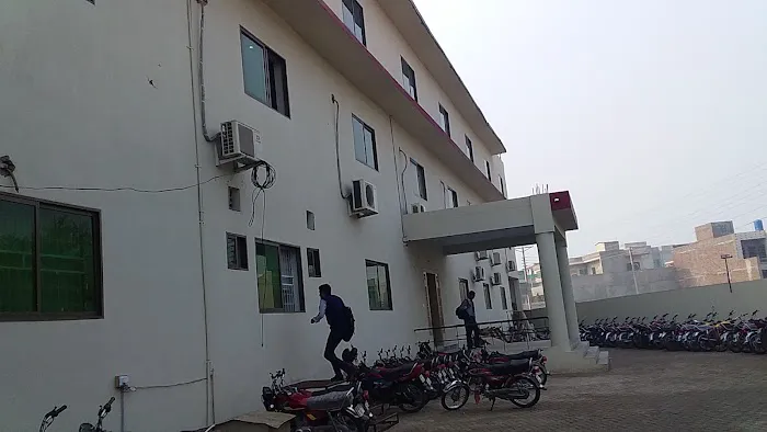 Ilm College Boys Campus Picture 3