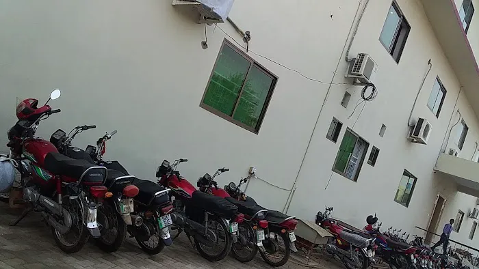 Ilm College Boys Campus Picture 4