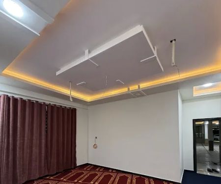 Mehvarz Global University School & College