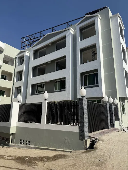 Mehvarz Global University School & College Picture 4