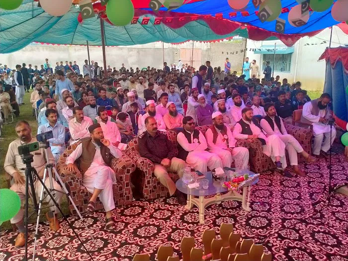 Islamia Public High School And College Hussainabad Chattar Plain Picture 8