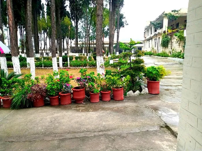 FG Inter College Batkhala Picture 3