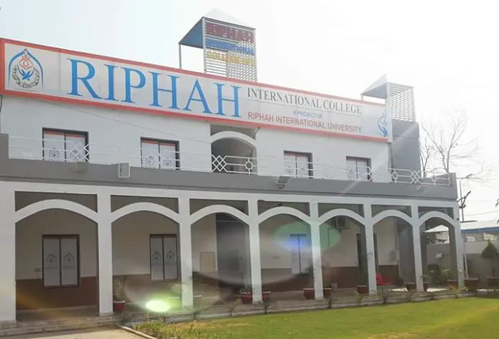 Riphah International College Hafizabad Picture 2