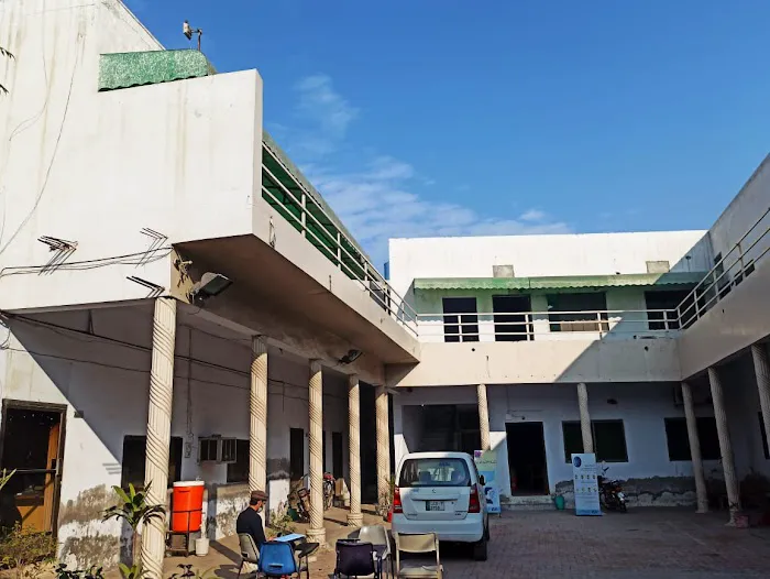 Virtual University Campus Picture 3