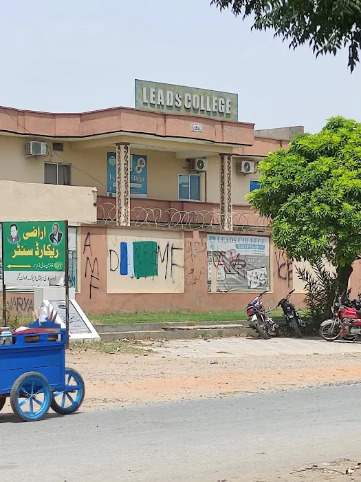 Best college daulat nagar Picture 9