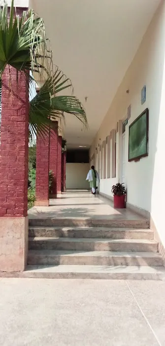 GGDC NO 2 HAYATABAD Phase 5 Peshawar Picture 9