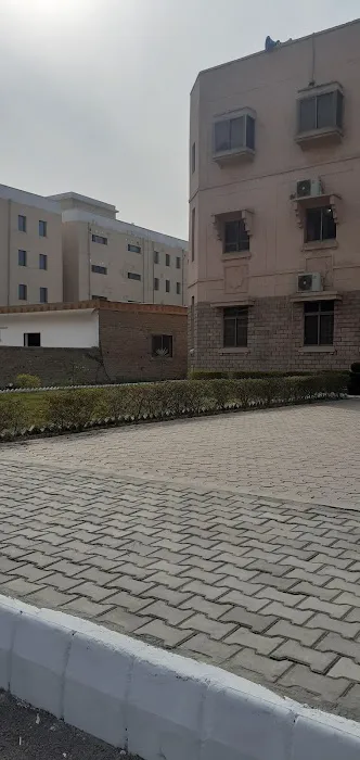 Hakeem Abdul Jalil Nadvi Herbal Research Institute Picture 4