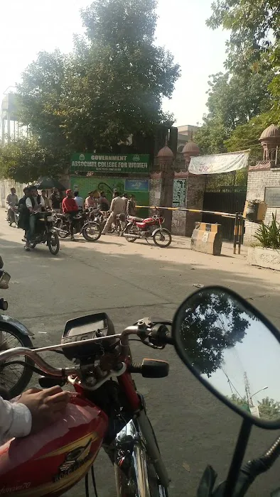 Govt. Post Graduate College for Women Model Town Gujranwala Picture 10