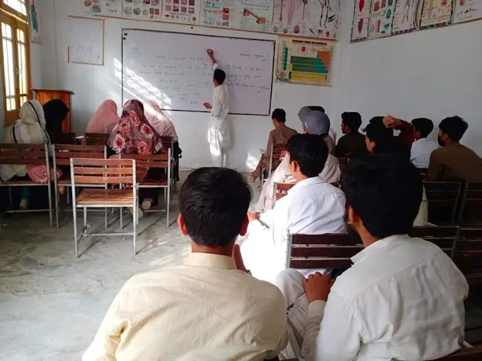 NEW ISLAMIA COLLEGE & COACHING ACADEMY CHAKDARA Picture 7
